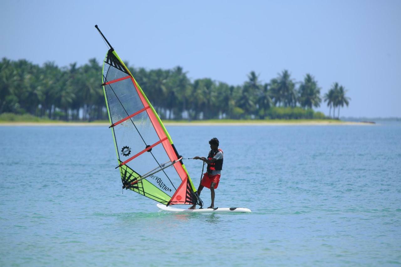 Marina Beach Passikudah Buitenkant foto